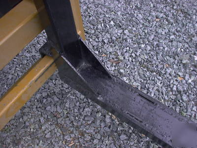New brand tractor universal pallet forks 56