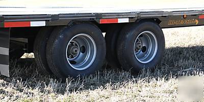 Sale 30' lo pro tandem dual gooseneck trailer-22,400# 