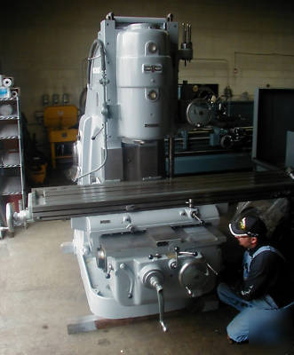 Cincinnati 5 hd vertical mill in wonderful condition 