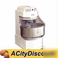 Fma 142 qt 2 speed spiral dough mixer w/ hand guard