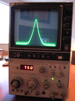 ***hp agilent 8558B spectrum analyzer w/ 182T display**