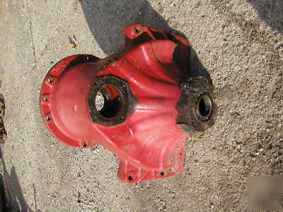 Farmall a sa tractor original rear axle drop houseing