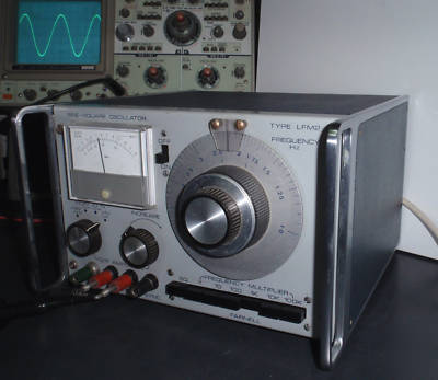Farnell sine-square oscillator signal generator gwo vgc