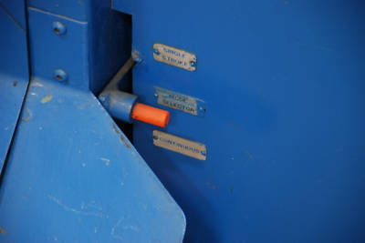 Pexto metal shear