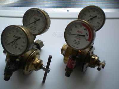 Airco oxygen and acetylene air regulators - set
