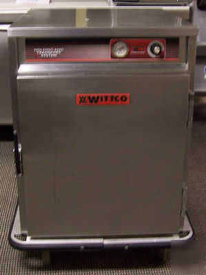 Wittco insulated heated holding transport cabinet 1826