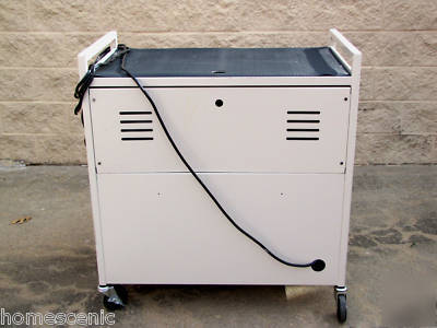 Bretford mobile laptop computer table docking cart 