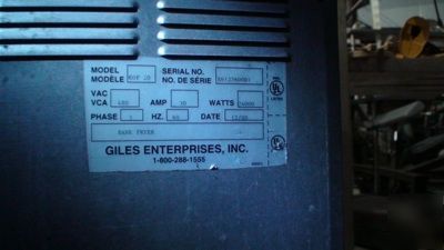 Giles double bank fryer with dump station