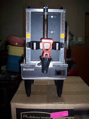Bunn 1.5GPR-ff portable server & RSW1 coffee warmer