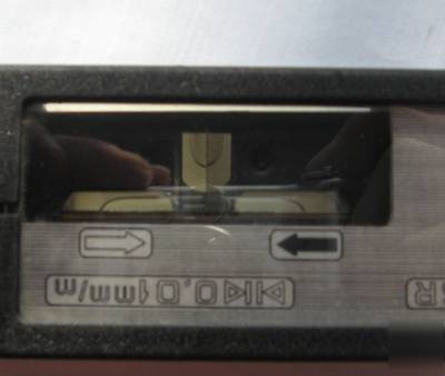 Level with micrometer supplied vial 0.01MM/m