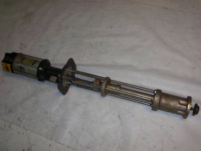 Aro air operated fluid pump 3450PSI max # 650492-411