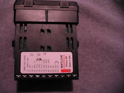 Watlow digital temperature controller 988A-10FD-asgr