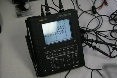 Tektronix tekscope THS720 100MHZ oscilloscope ths 720