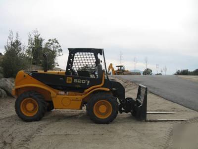 2004 jcb loadall 520