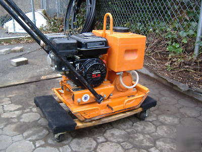 Compactor/ tamper /vibrating plate(mikasa)verygood cond