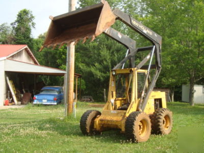 New holland L783 skidsteer ford diesel bobcat