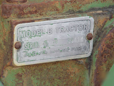 1937 john deere b - unstyled, short frame tractor