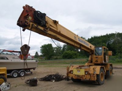 Grove rt 522 rough terrain crane 4X4 swinger cummins