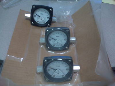 New mid-west instrument dp gauge 100 psid model 122 