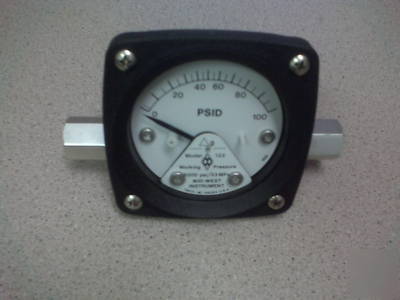 New mid-west instrument dp gauge 100 psid model 122 