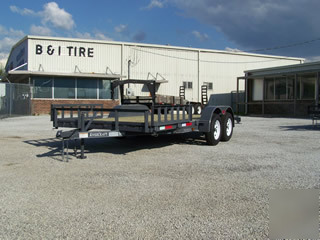 2010 rivercraft 16' flatbed with loading ramps