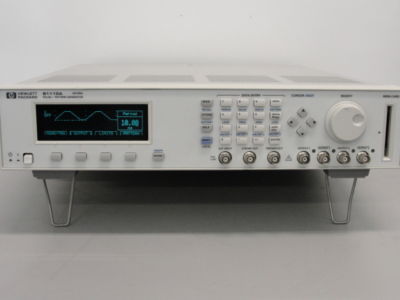 Agilent / hp 81110A pulse / pattern generator mainframe