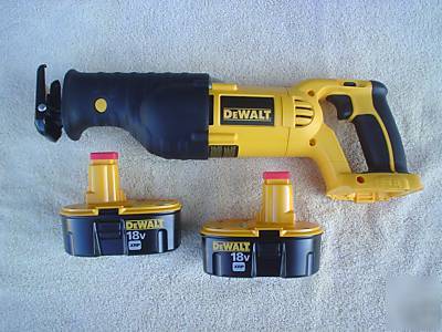 Dewalt DC385 reciprocating saw, 2 DC9096 battery 18V