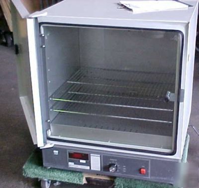 Fisher scientific 655D incubator