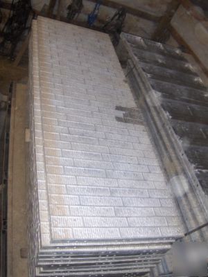 New 9' & used 8' vip alum concrete wall forms 6/12 hp 