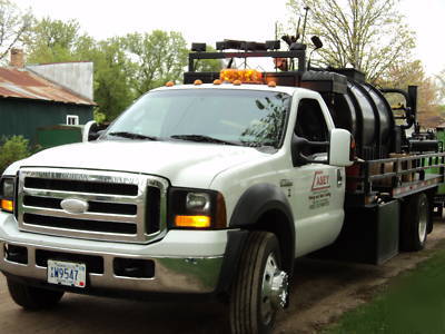 2006 F550 & equipt mfg. sealcoating sealcoat truck