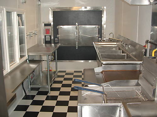 2010 smoker bbq concession trailer / mobile kitchen 