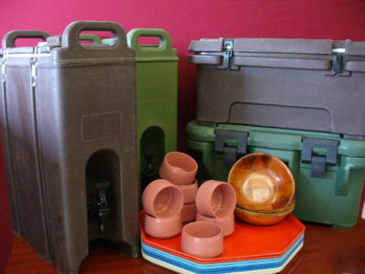 Used cambro insulated food / beverage container set