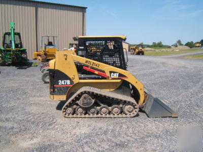 Cat 247B farm tractor skid steer loader