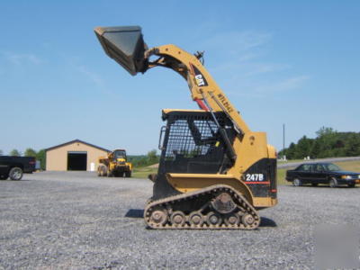 Cat 247B farm tractor skid steer loader