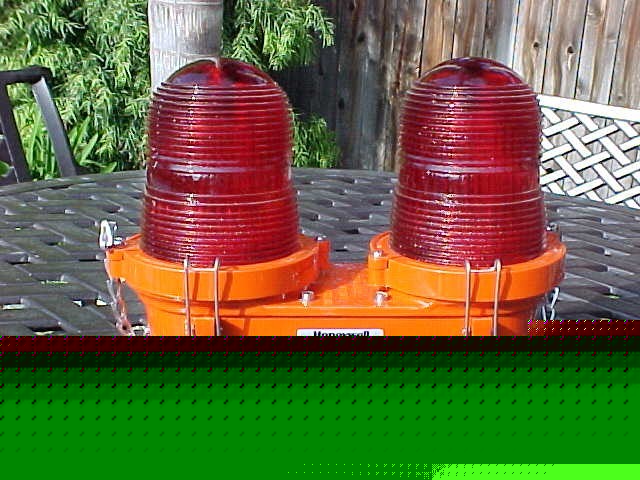 Old red hughey & phillips double obstruction light OB22