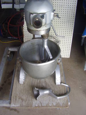 A hobart 20 quart mixer-MN200- with attachments