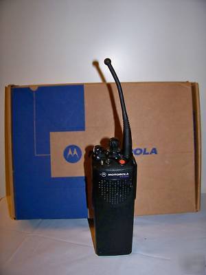Motorola XTS3000 uhf ham police fire 48CH 403-470MHZ 