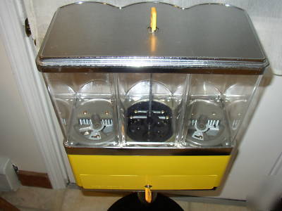 1800 triple head candy vending machine yellow silver