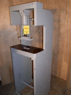 2 ton custom built c - frame press bed area 23