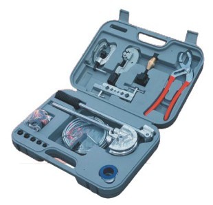 105 pc plumbing repair & tool kit with pvc case