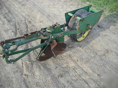 John deere 494A 1240 row planter unit #1