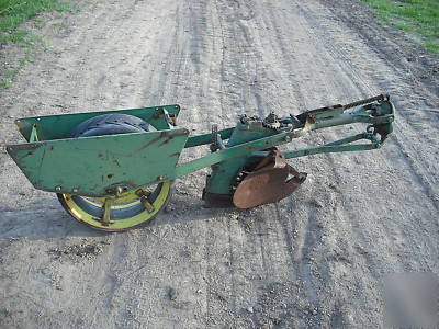 John deere 494A 1240 row planter unit #1