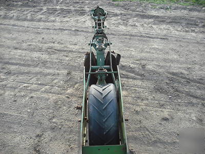John deere 494A 1240 row planter unit #1