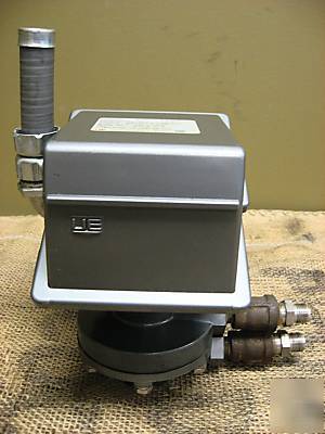 J402K-456 (9947) united electric multi-output dp switch