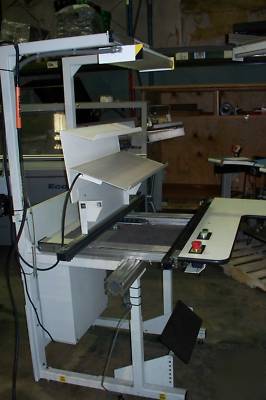 Universal instruments pcb inspection station conveyor