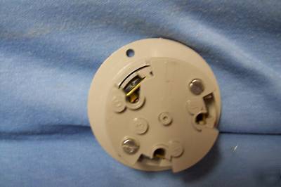 Connector outlets 5EA. 30A/250V 2@ 20A/250V 2@ 15A/125V
