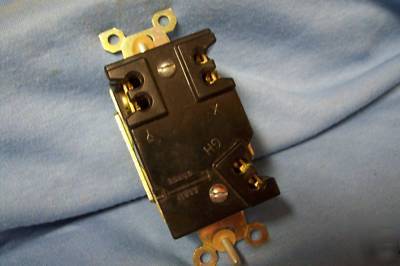Connector outlets 5EA. 30A/250V 2@ 20A/250V 2@ 15A/125V