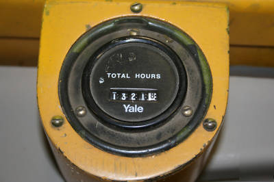 Yale electric pallet jack, MP40C 4000LB. good working