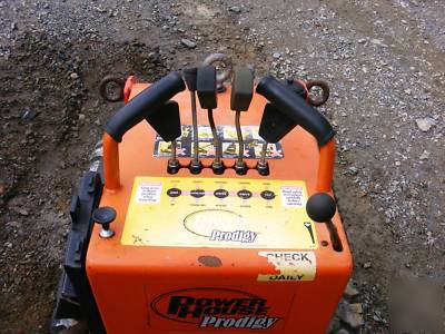 2005 powerhouse prodigy mini skid steer with trailer