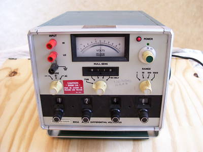 Fluke 893A ac-dc analog differntial voltmeter